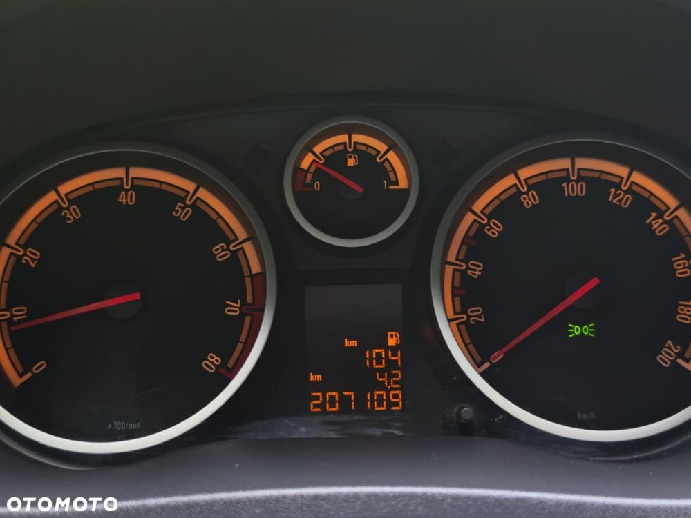 Opel Corsa 1.2 16V 111 - 13