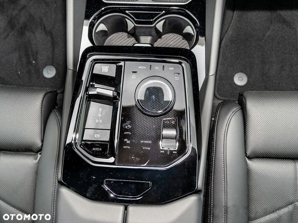 BMW Seria 5 540d xDrive mHEV M Sport - 12