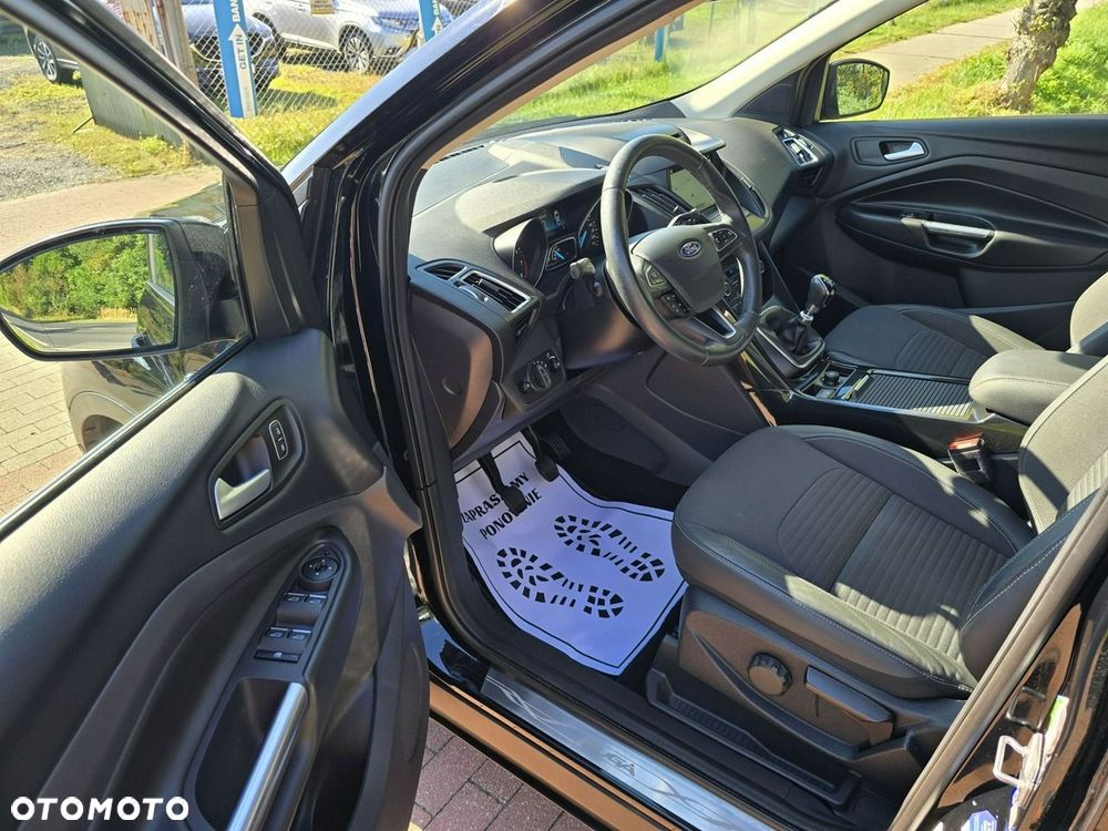Ford Kuga - 13