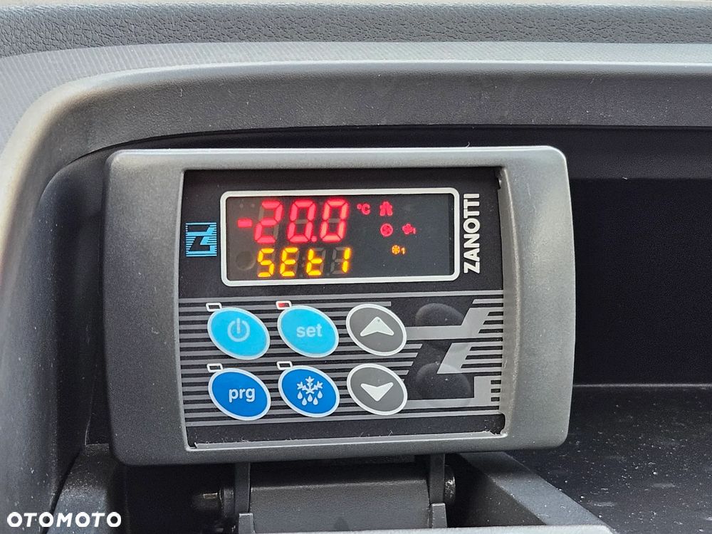 Renault TRAFIC L2H1 Chłodnia / Mroźnia do -20*C 230V 38tyś km SalonPL FV23% - 25