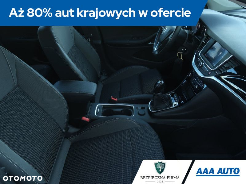 Opel Astra - 10