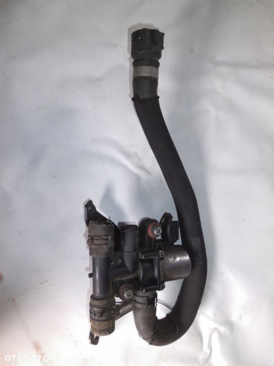 AUDI A4 B7 zawór regulacji magnetyczny 8E0820035C - 1