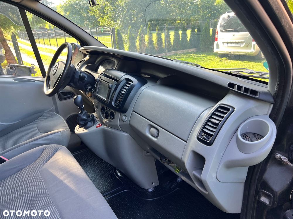 Opel Vivaro - 23