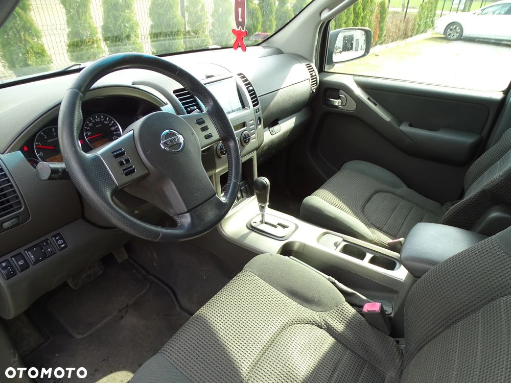 Nissan Pathfinder 2.5 DCi Elegance + - 2