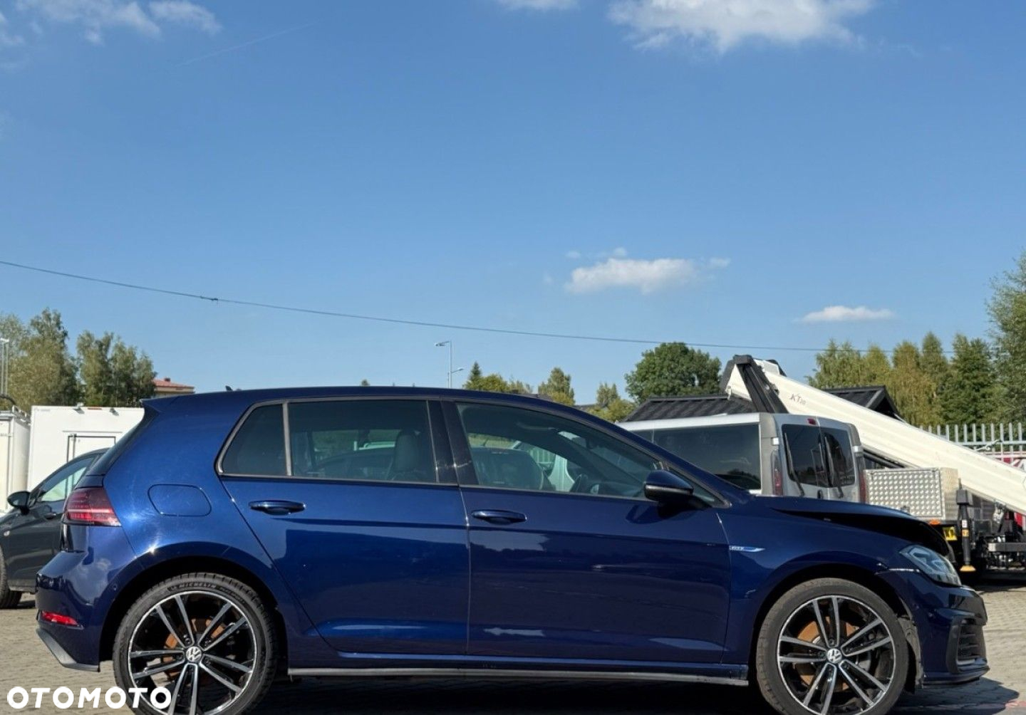 Volkswagen Golf - 6