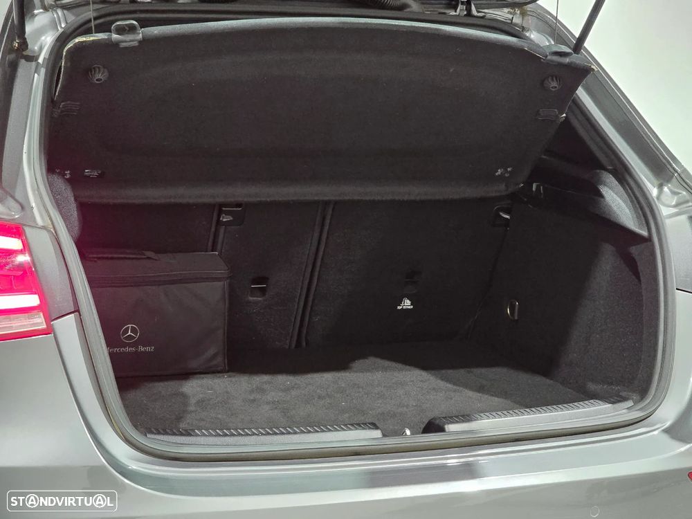 Mercedes-Benz A 250 e 8G-DCT Progressive - 53