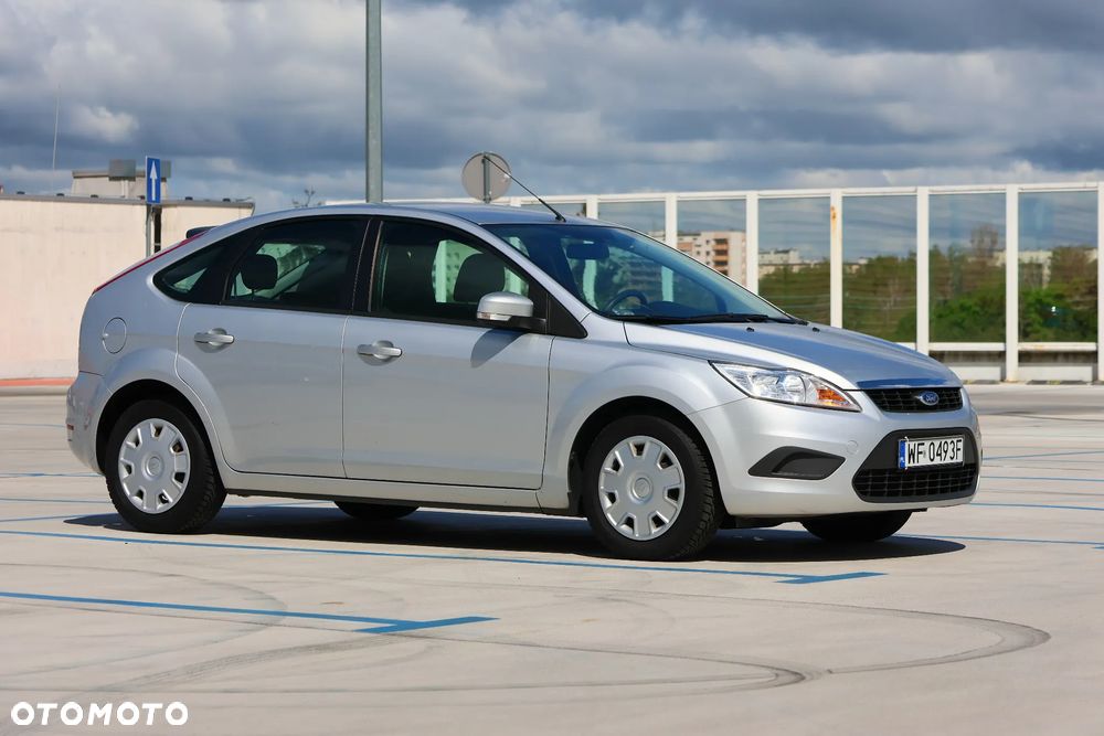 Ford Focus 1.6 Trend - 9