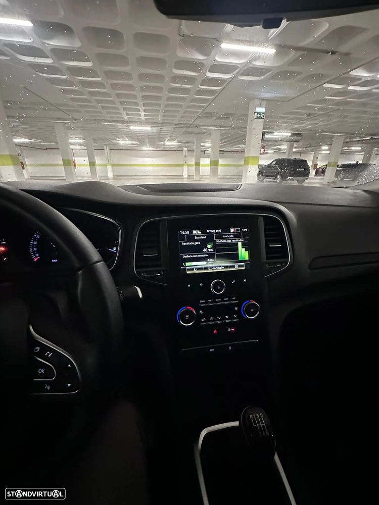 Renault Mégane Sport Tourer 1.5 Blue dCi Limited C/PM+Pneu - 9