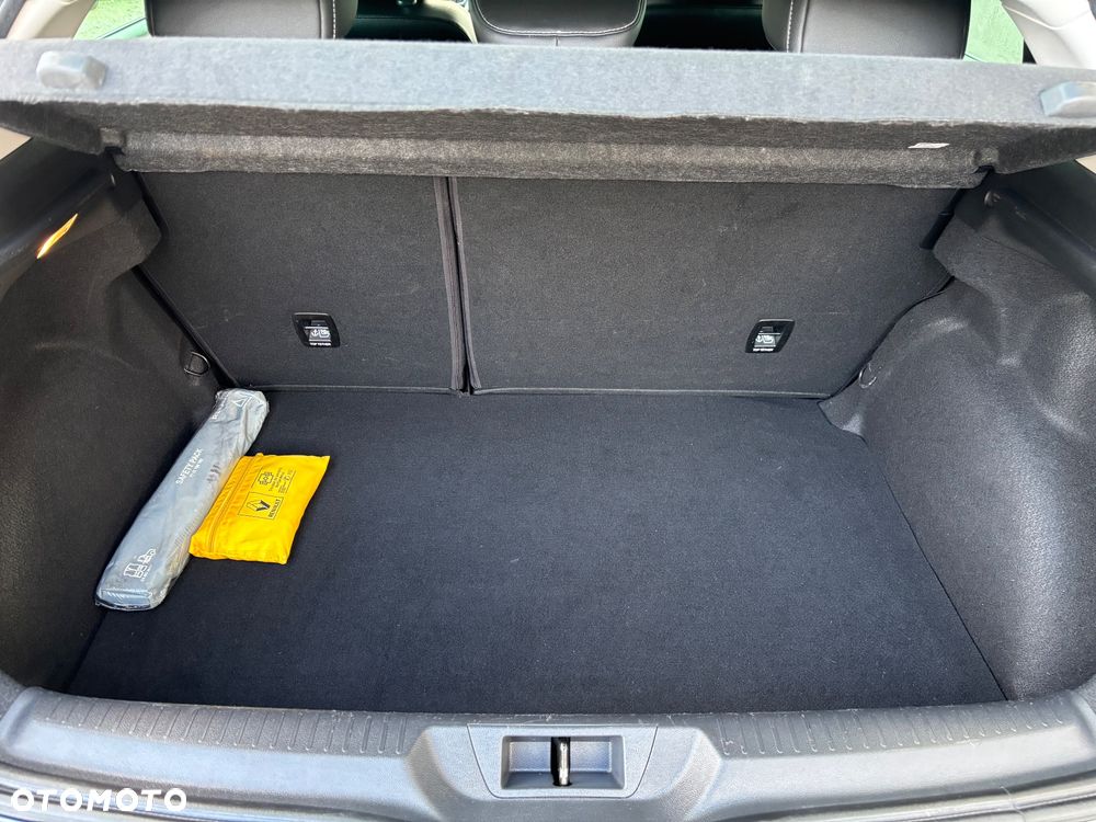 Renault Megane TCe 140 GPF BOSE EDITION - 36