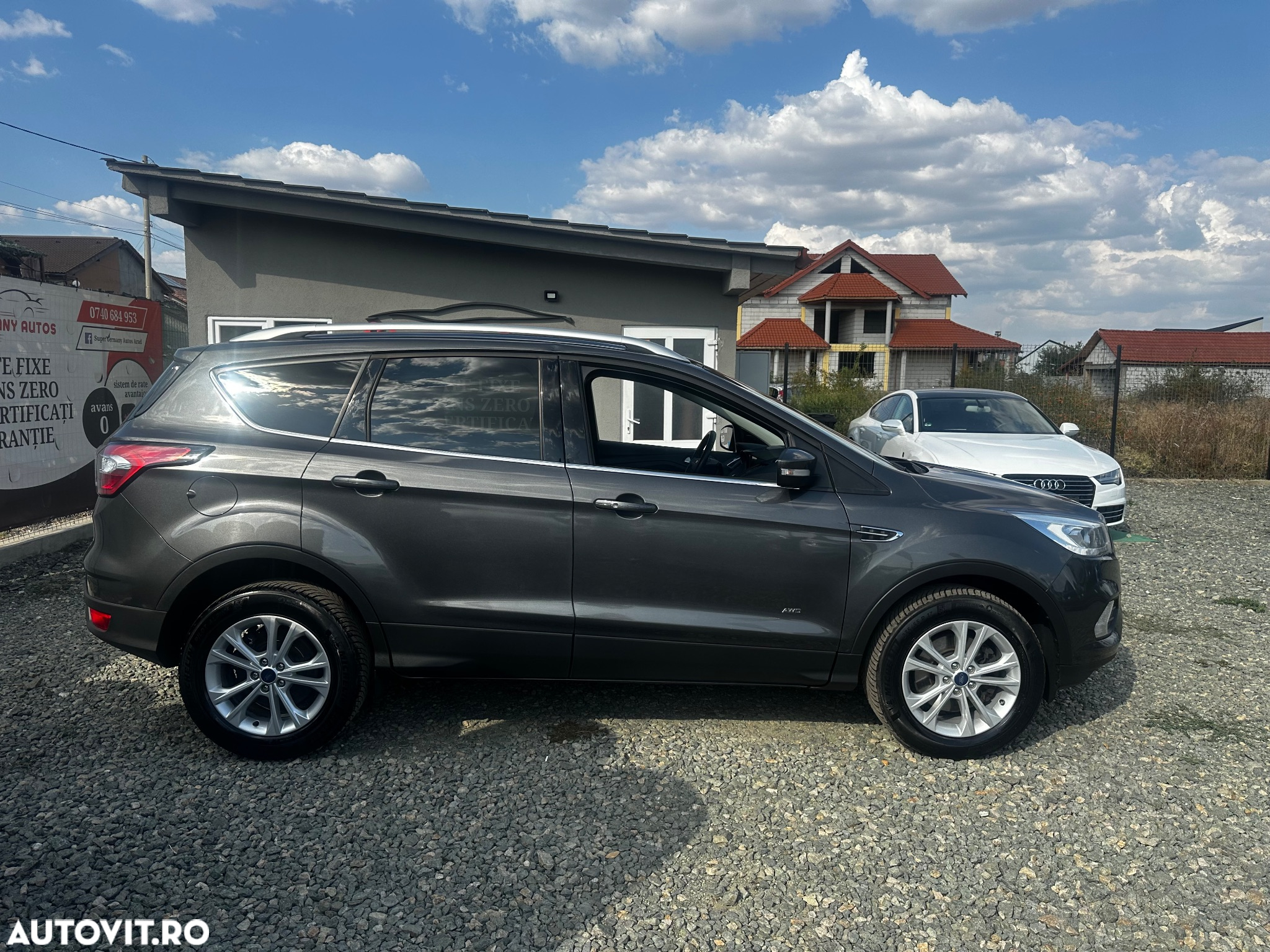Ford Kuga 2.0 EcoBlue Aut. 4x4 TITANIUM - 2