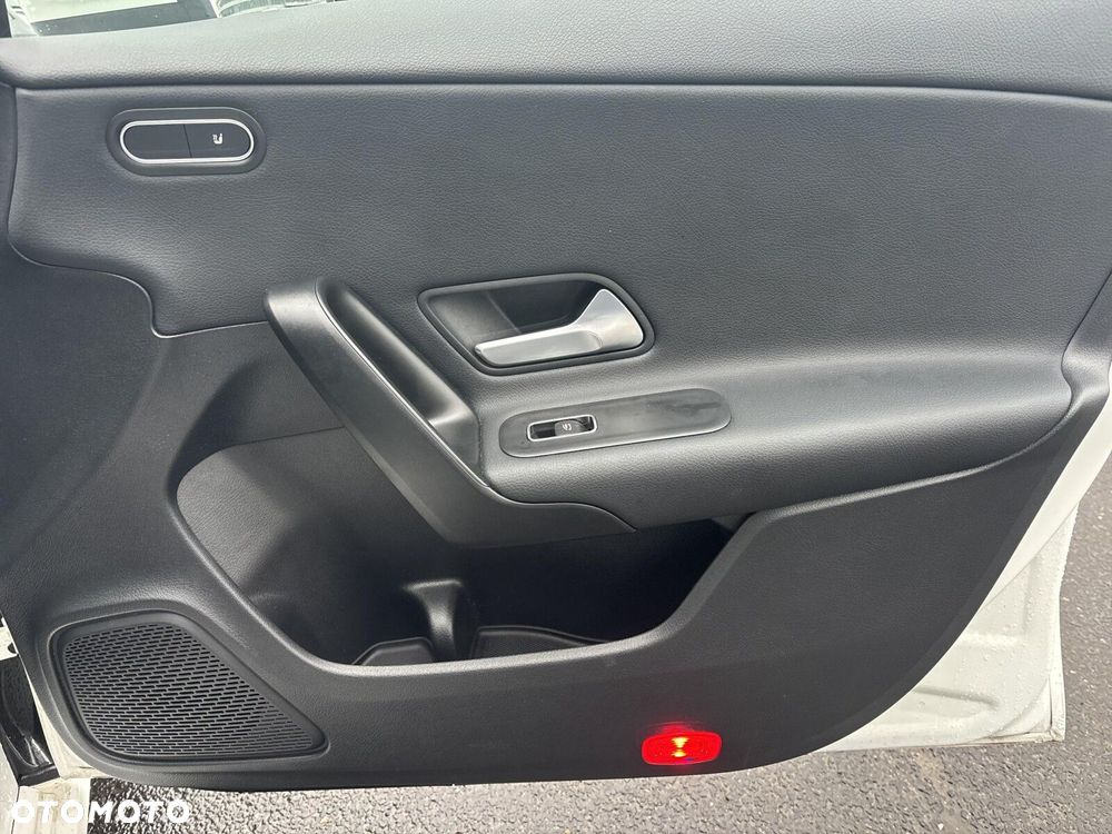 Mercedes-Benz CLA - 19