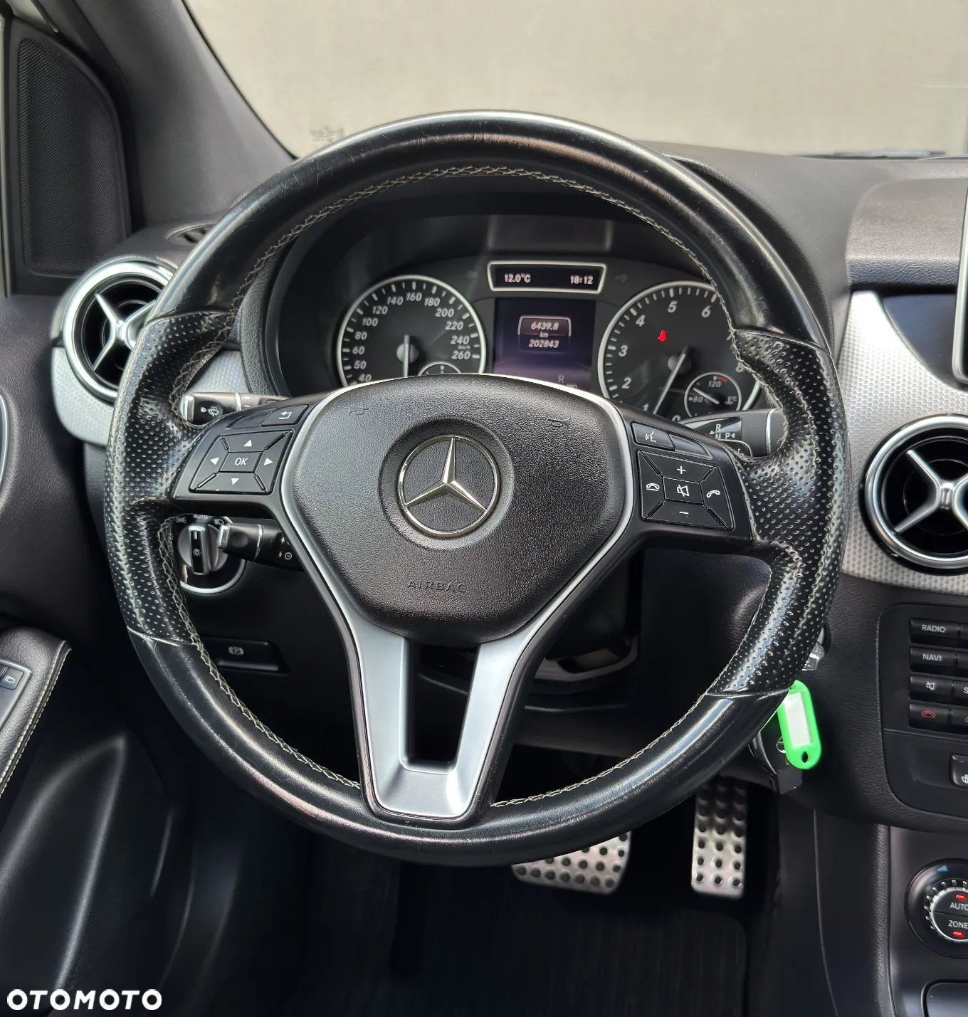 Mercedes-Benz Klasa B 220 4Matic 7G-DCT - 31