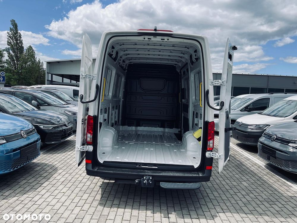 Volkswagen Crafter - 14