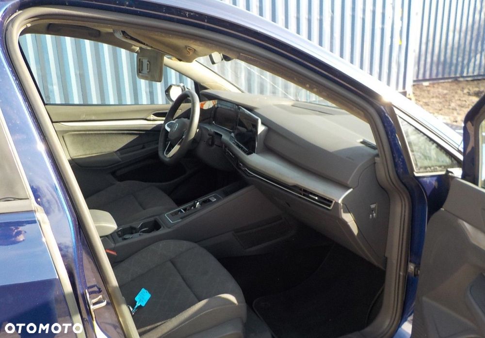 Volkswagen Golf - 21