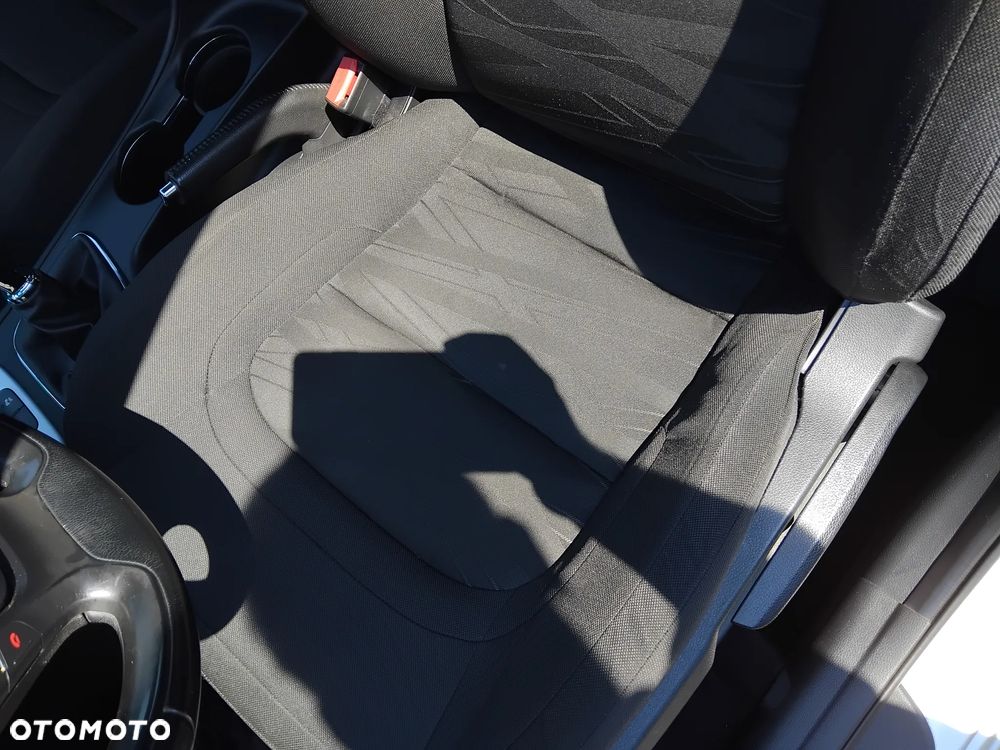 Kia Ceed 1.6 CRDi L - 21