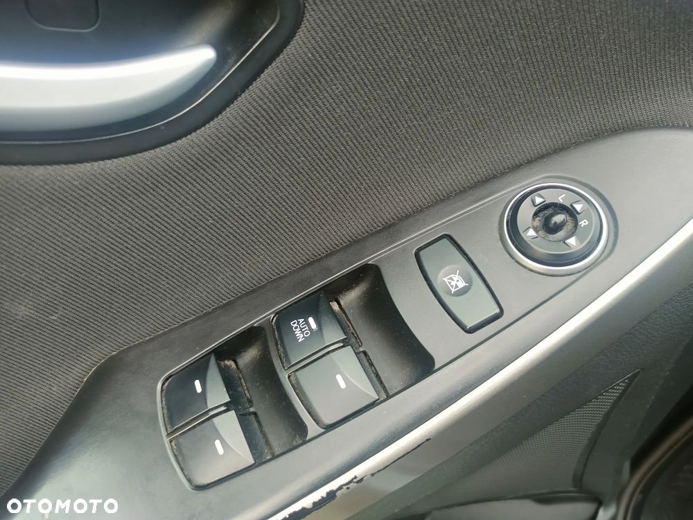 Hyundai i30 1.6 CRDi Comfort - 13