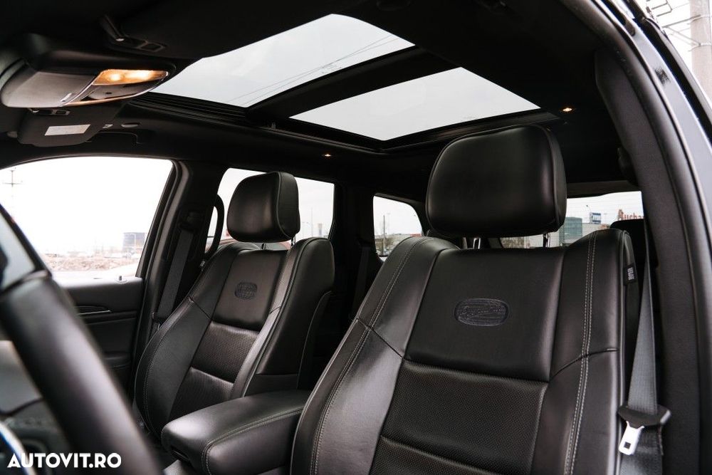 Jeep Grand Cherokee - 15