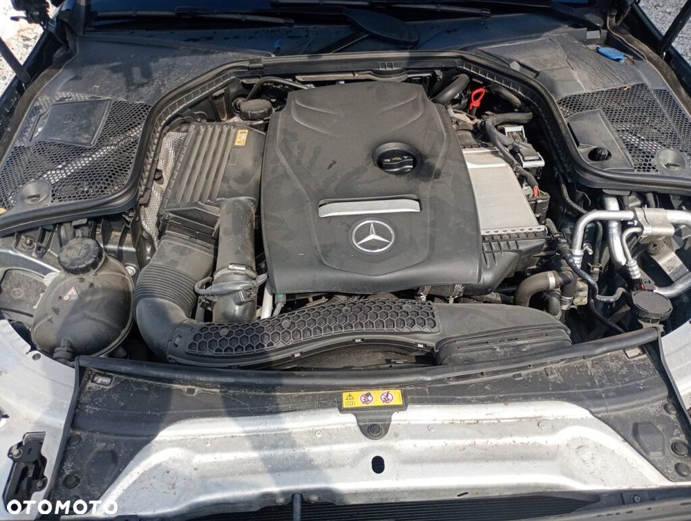 Mercedes-Benz Klasa C 180 (BlueEFFICIENCY) - 15