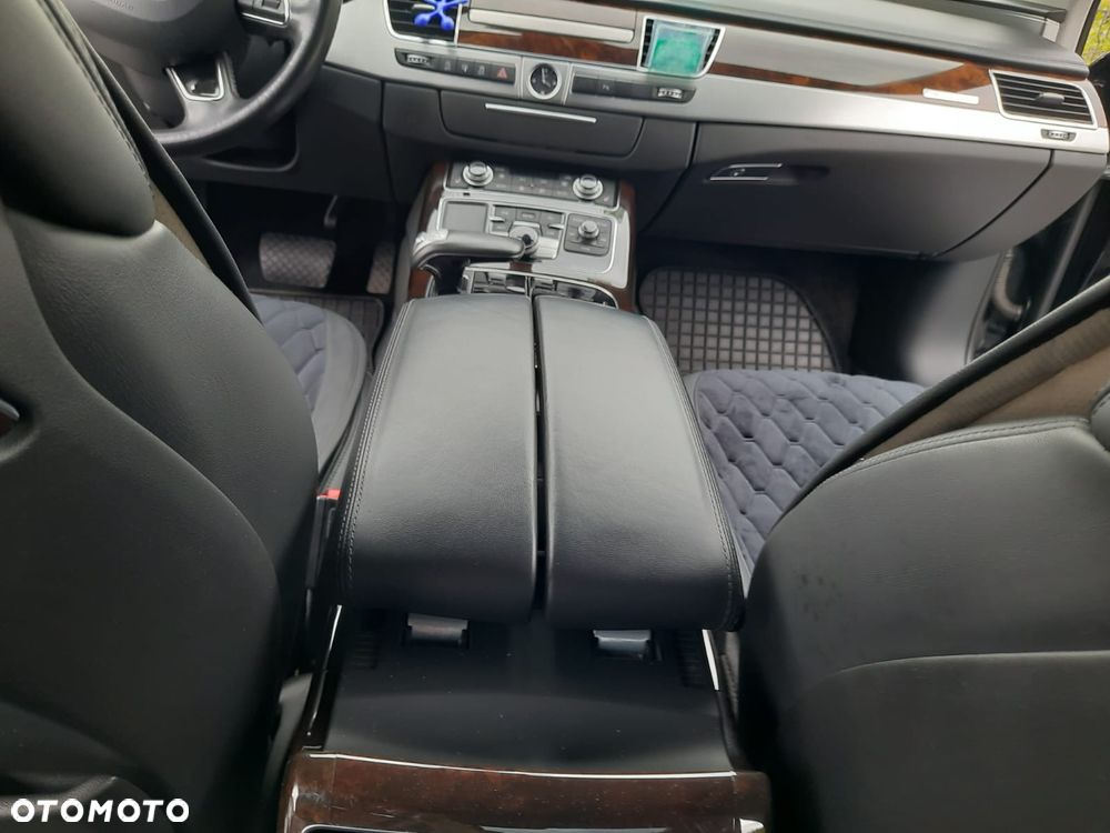 Audi A8 3.0 TDI DPF clean quattro tiptronic - 14