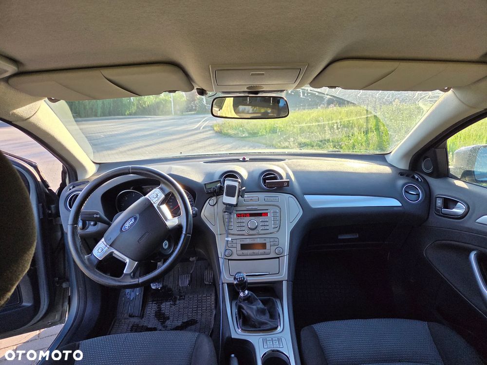 Ford Mondeo 2.0 TDCi Ghia - 6
