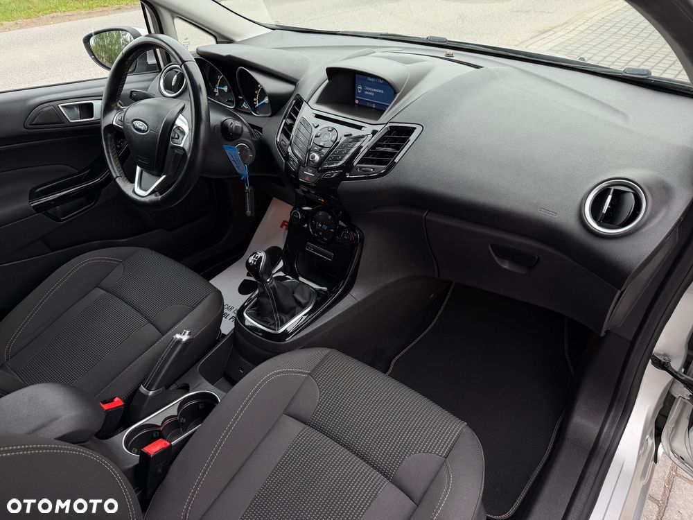 Ford Fiesta 1.0 EcoBoost S&S TITANIUM - 30