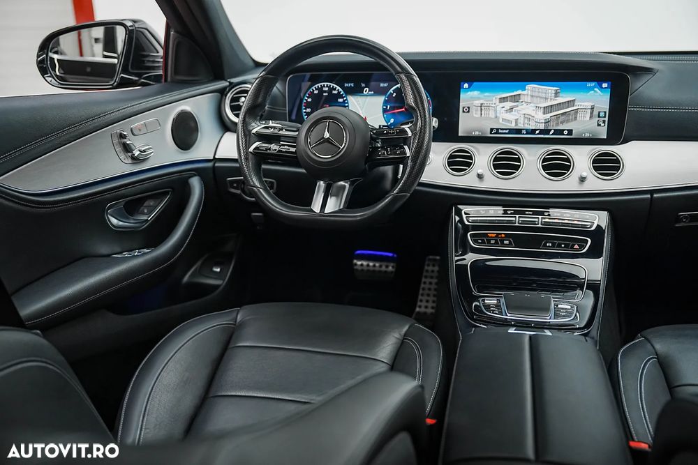 Mercedes-Benz E 300 d 4MATIC MHEV - 32