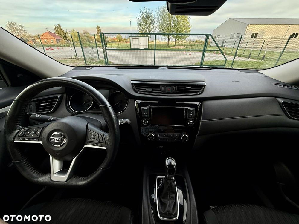 Nissan Rogue - 5