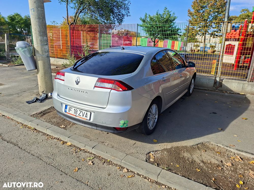 Renault Laguna - 8