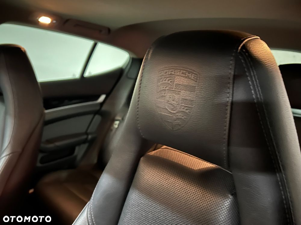 Porsche Panamera PDK Edition - 12
