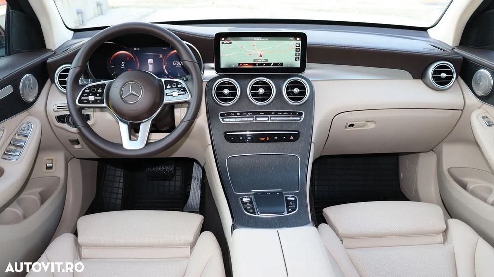 Mercedes-Benz GLC 300 d 4MATIC 9G-TRONIC Exclusive - 20