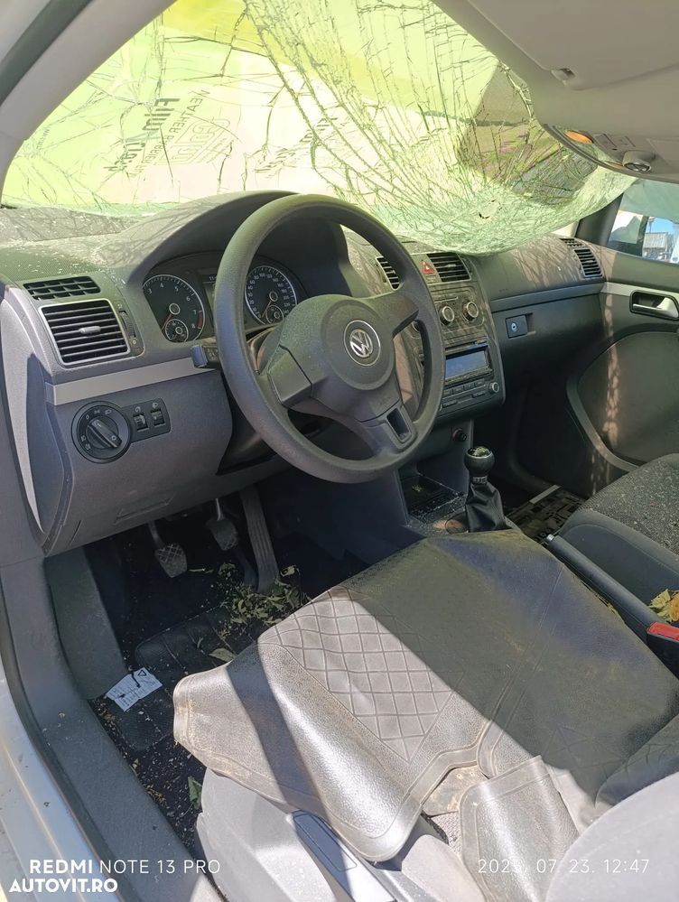 Dezmembrez Volkswagen Touran 1.2 Tsi - 8
