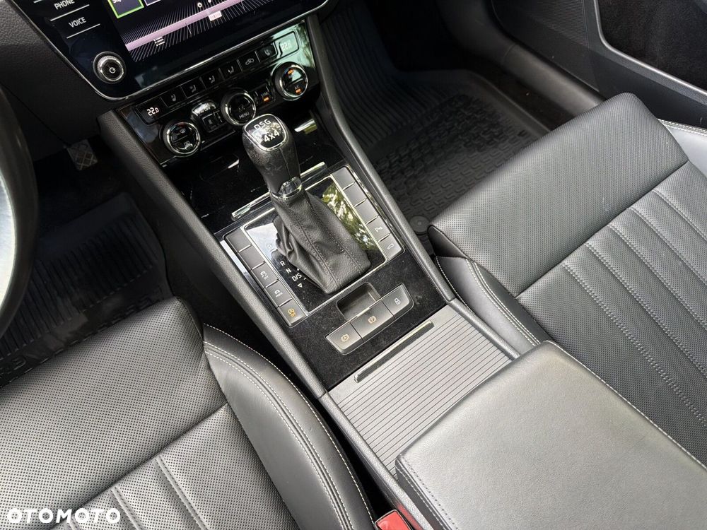 Skoda Superb 2.0 TDI SCR 4x4 L&K DSG - 20