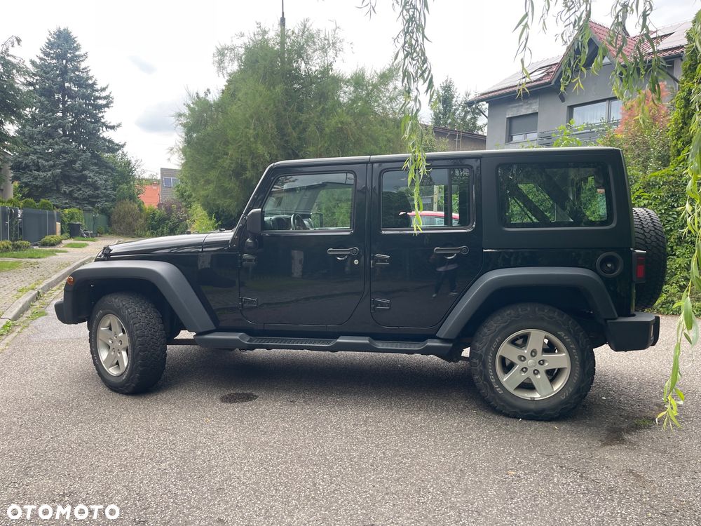 Jeep Wrangler 2.8 CRD Unlim Sport - 5