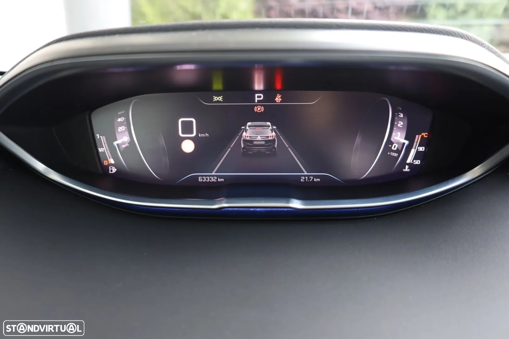 Peugeot 3008 1.2 PureTech Allure EAT8 - 28