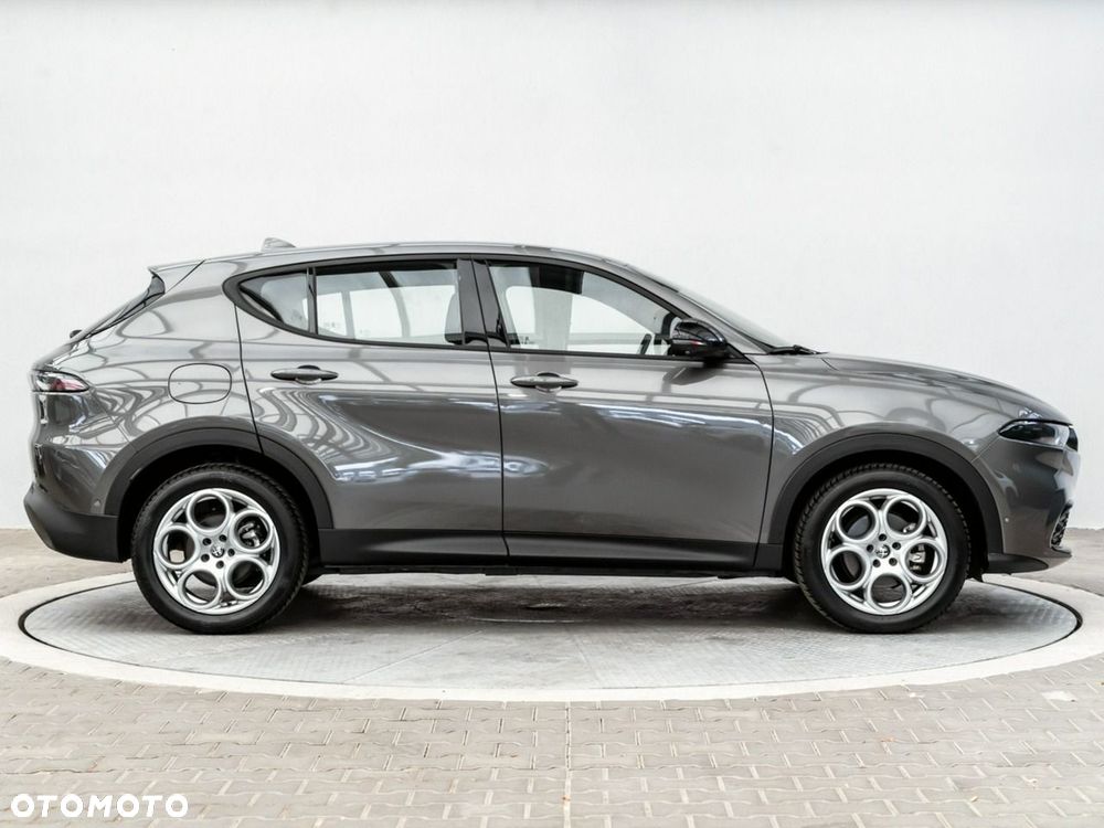 Alfa Romeo Tonale 1.5 T4 GSE mHEV Sprint DCT - 5