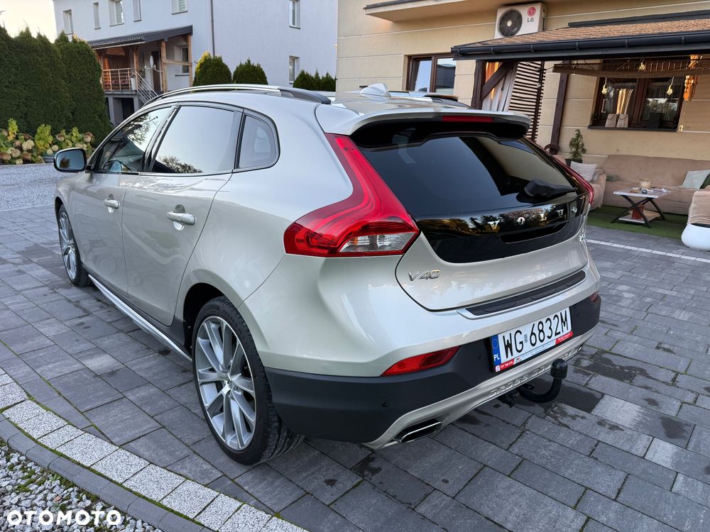 Volvo V40 Cross Country T5 AWD Geartronic Summum - 11