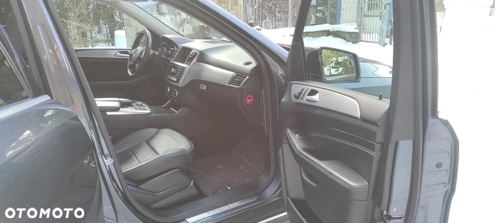 Mercedes-Benz ML 350 BlueTEC 4MATIC 7G-TRONIC - 27