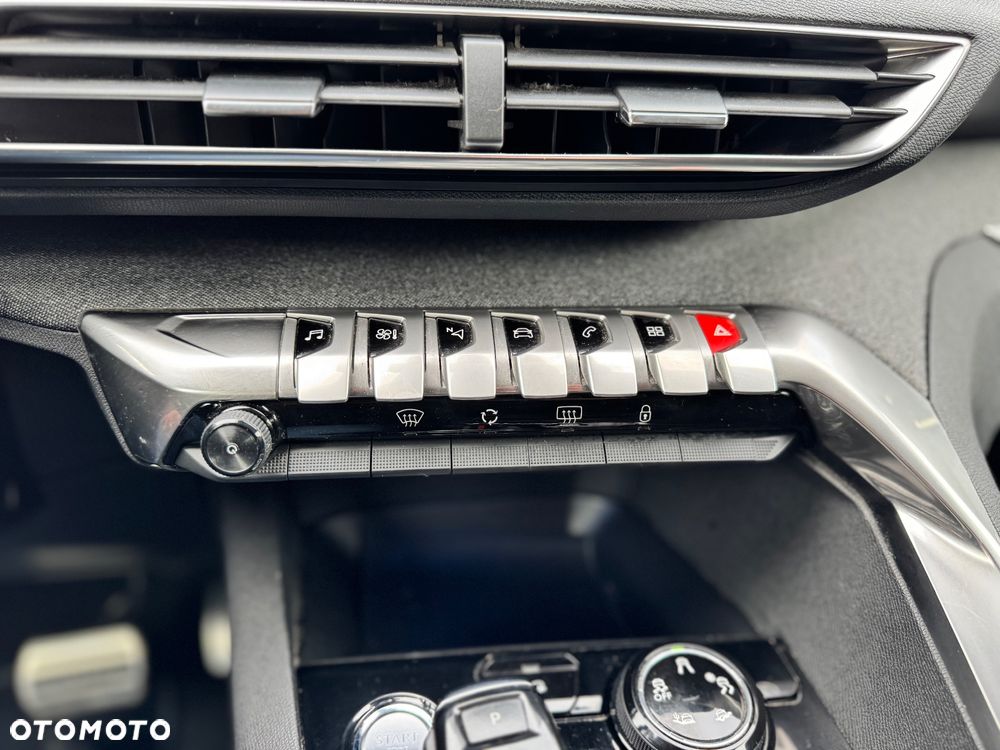 Peugeot 3008 BlueHDi 120 EAT6 Stop & Start Allure - 25