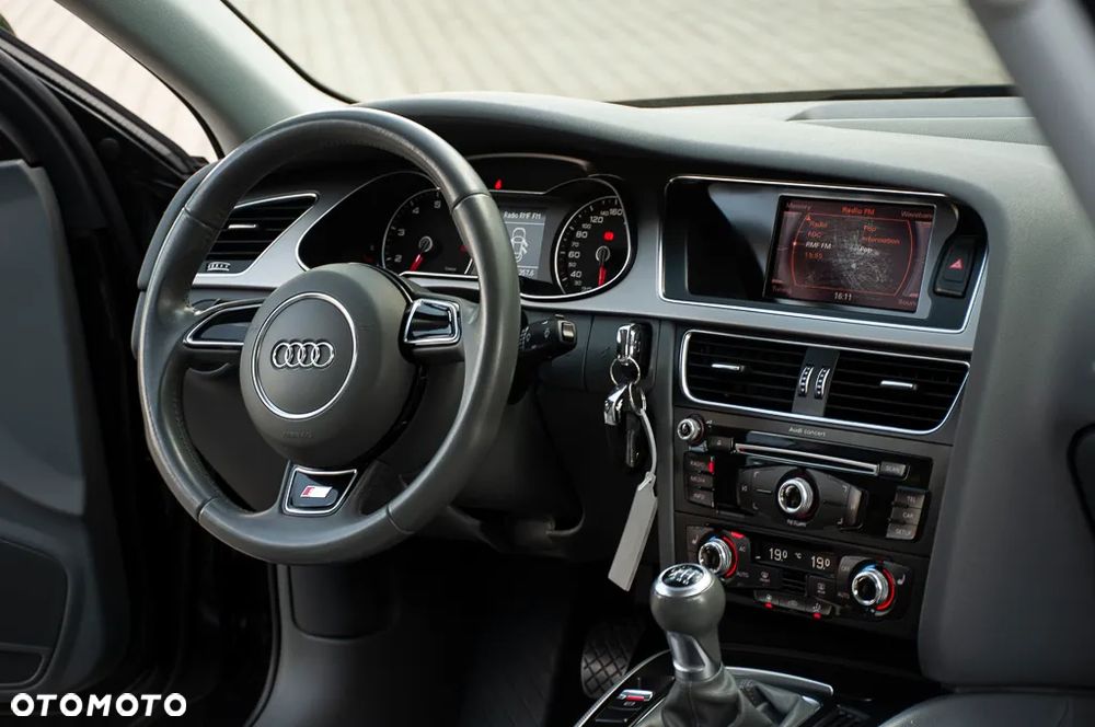 Audi A4 Limousine 1.8 TFSI Ambiente - 19