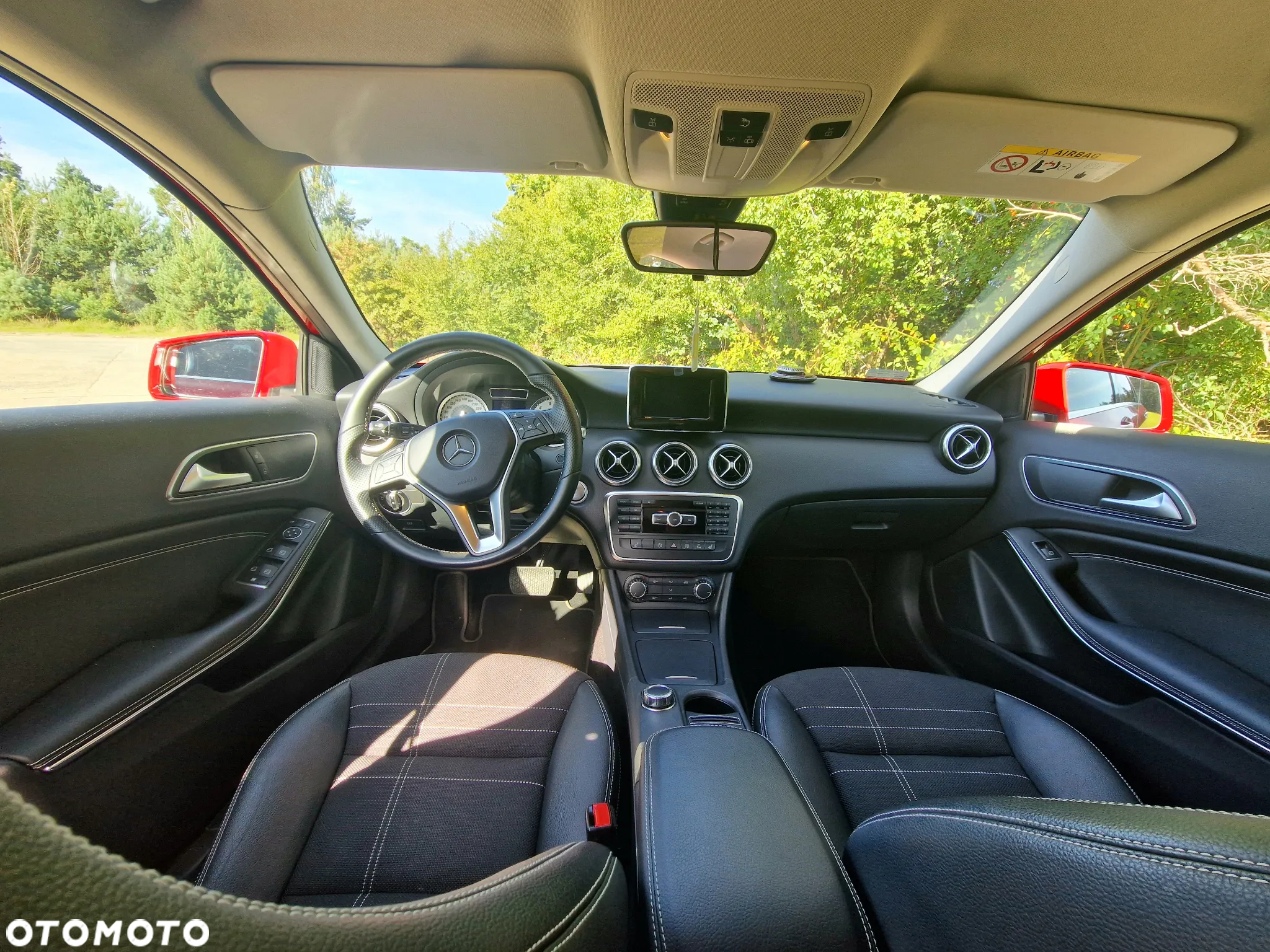Mercedes-Benz Klasa A 180 7G-DCT - 31