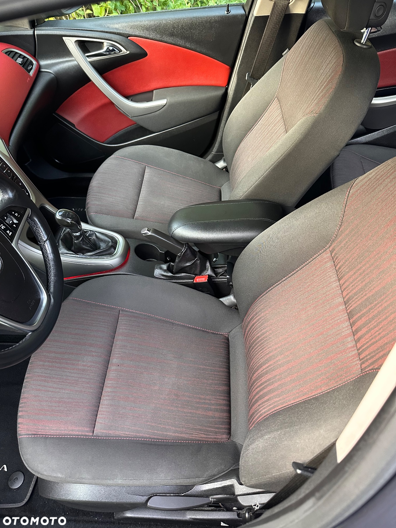 Opel Astra IV 1.4 T Essentia - 18