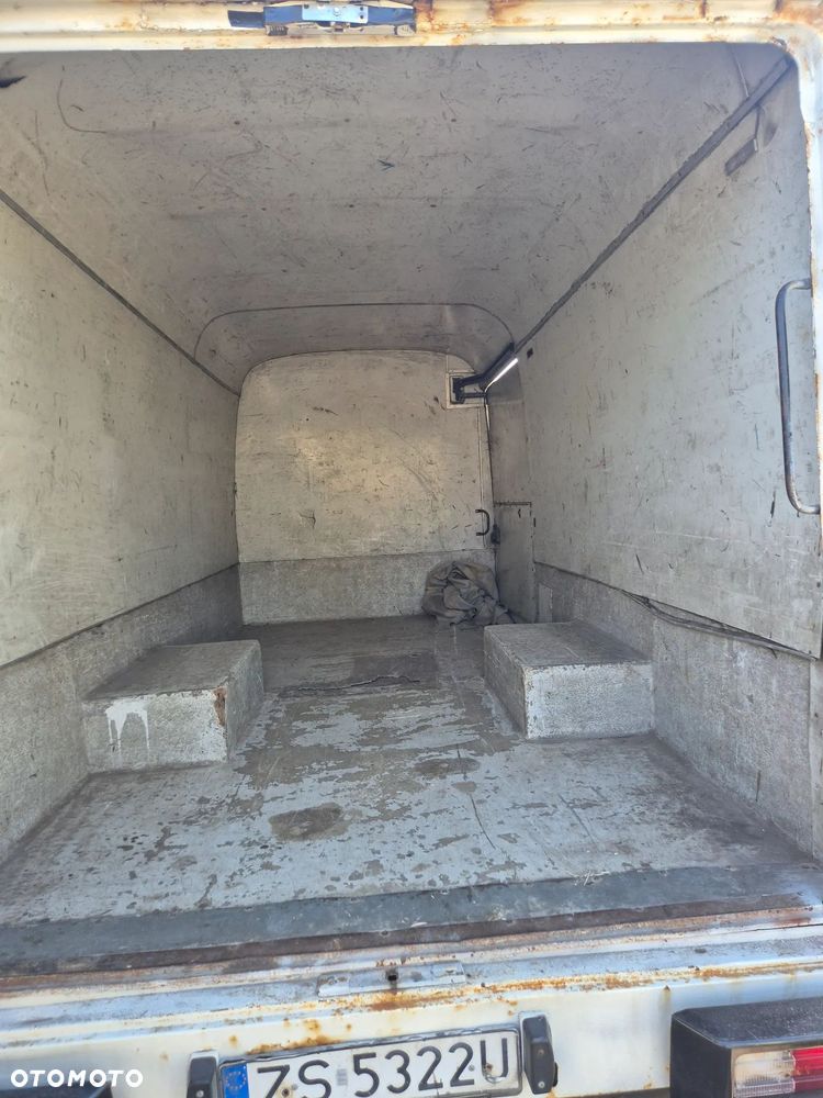 Mercedes-Benz 609 - 5