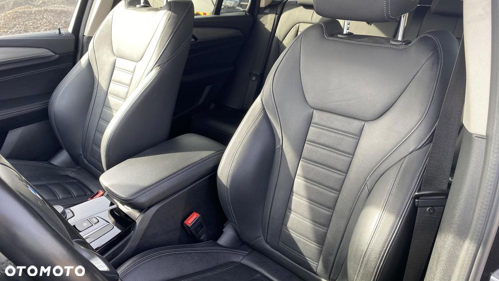 BMW X3 xDrive20d xLine - 17