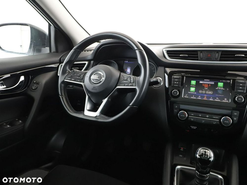 Nissan Qashqai 1.3 DIG-T N-Connecta EU6d - 17