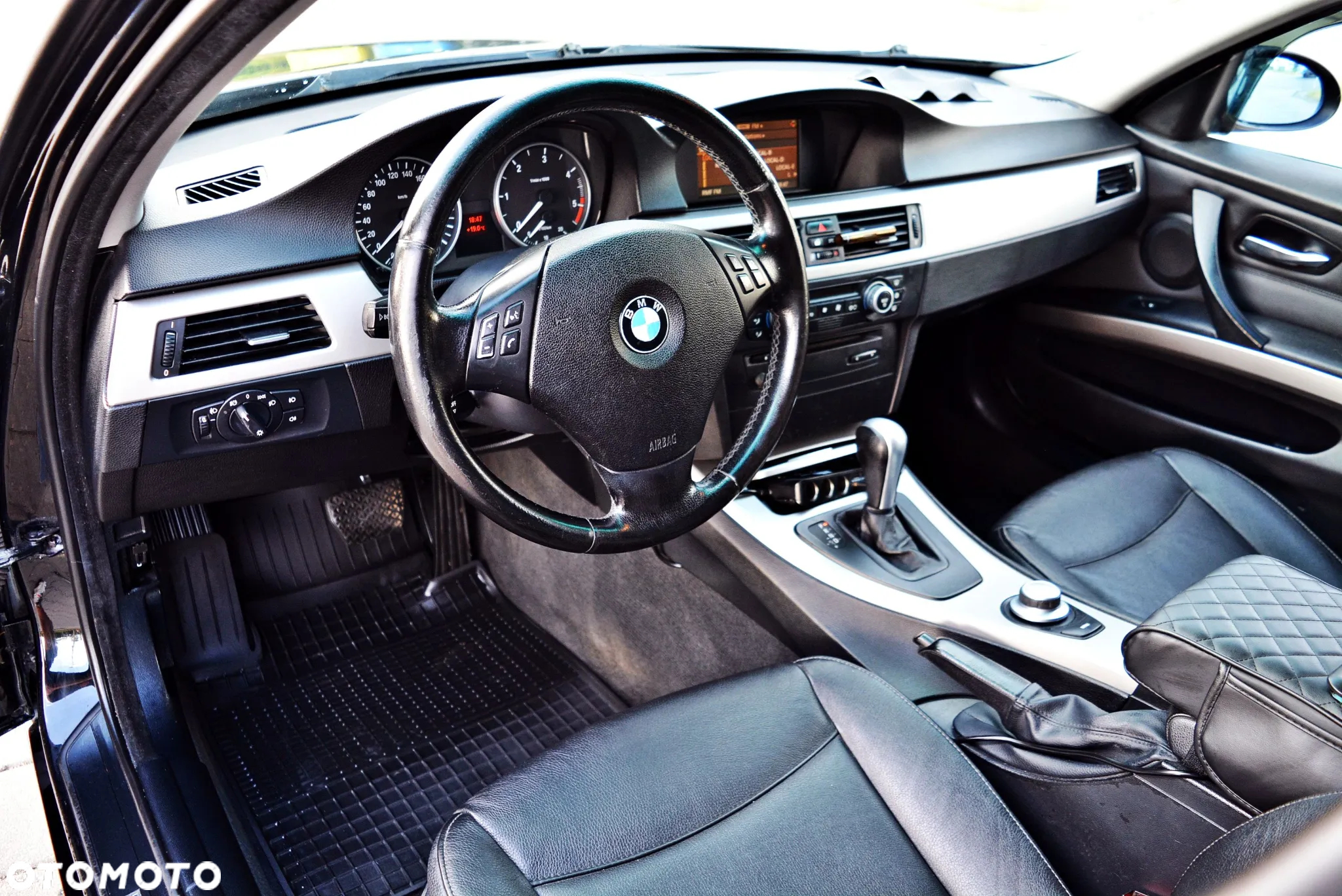 BMW Seria 3 320d DPF Touring Edition Fleet Sport - 6