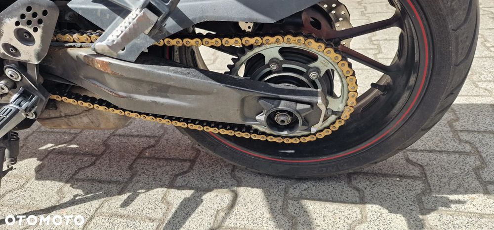 Yamaha MT - 5