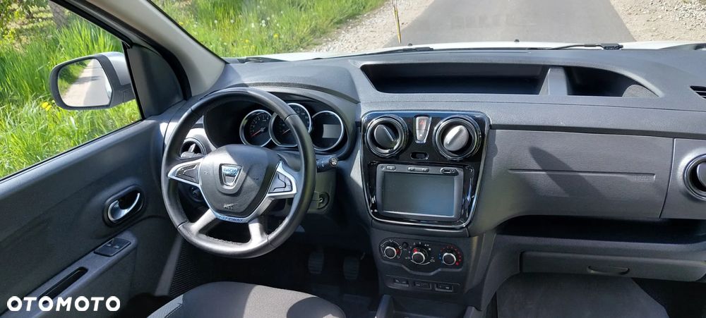 Dacia Dokker SCe 100 Stepway - 12