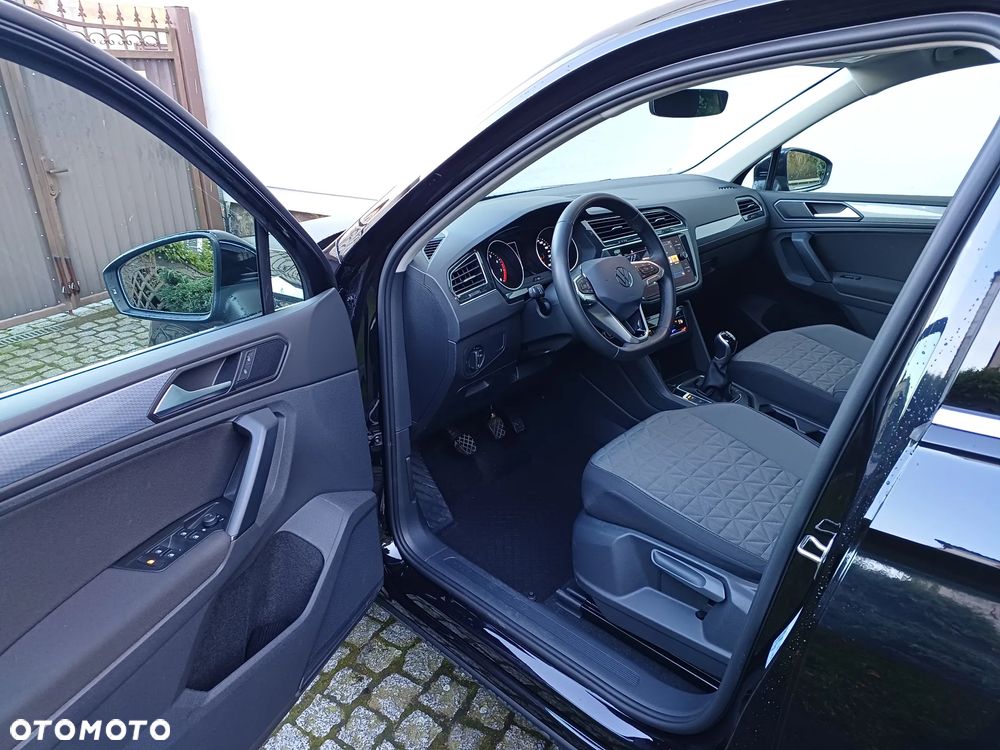 Volkswagen Tiguan 1.5 TSI EVO Life - 10