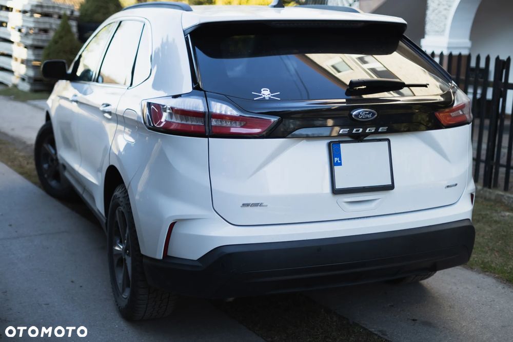 Ford Edge - 17
