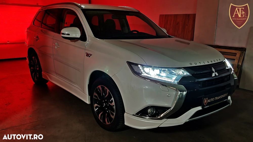 Mitsubishi Outlander 2.0 4WD - 30